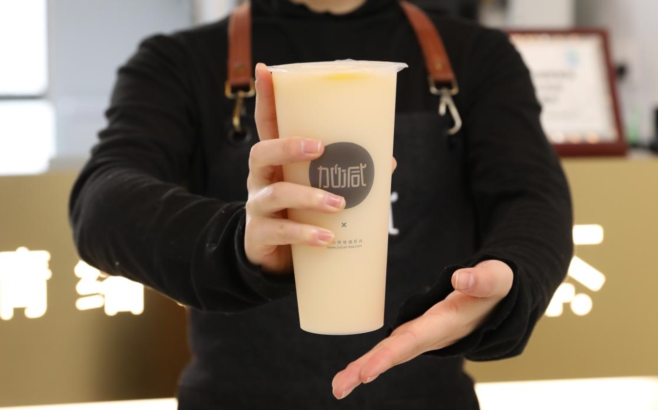 ga黄金甲茶饮：为何奶茶行业都热衷于开校园店